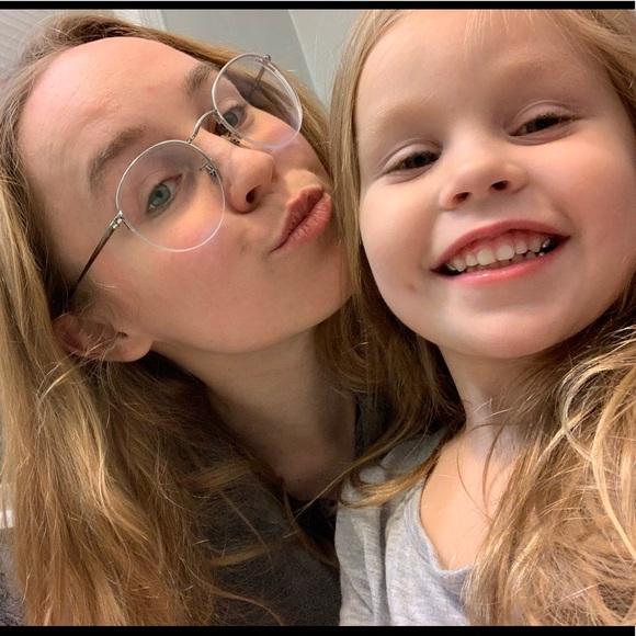 Meet your Posher, Melissa - Picture 6 of 10